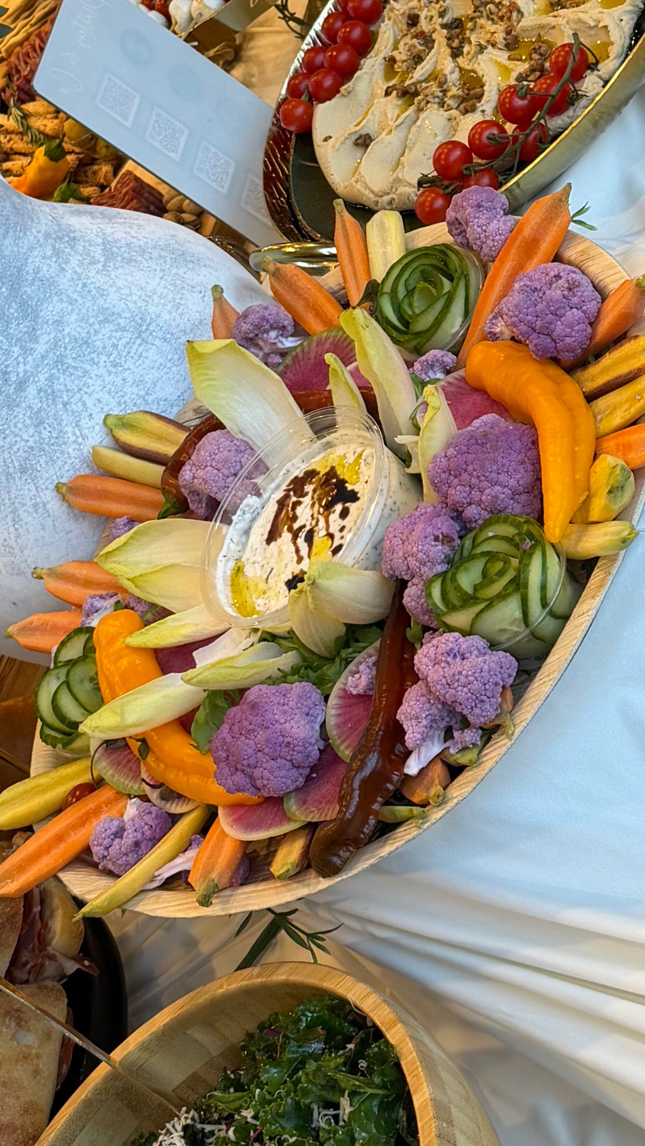 Crudité Board with Dip